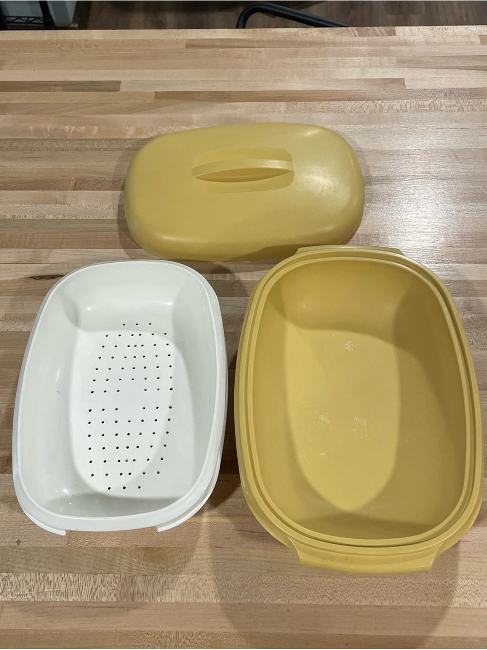 Tupperware harvest gold Microwave Steamer Vintage